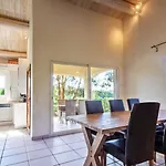 Villas privées avec piscine et spa en pleine nature Villa *