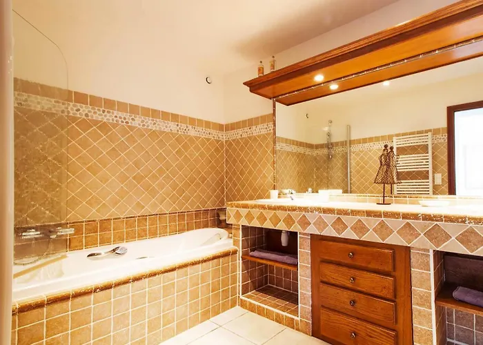 Villas Privees Avec Piscine Et Spa En Pleine Nature